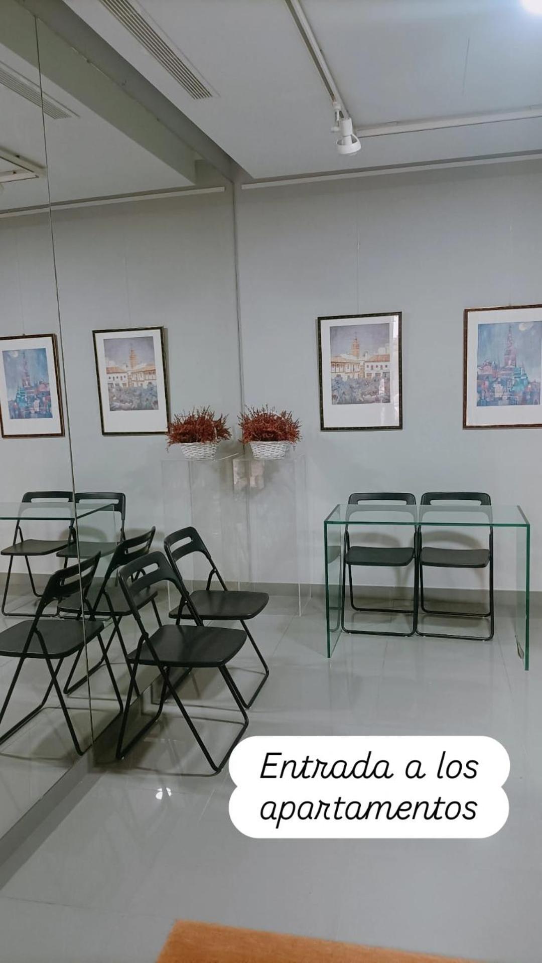 Apartamentos En La Plaza Dona Elvira, 7 Sevilla Buitenkant foto