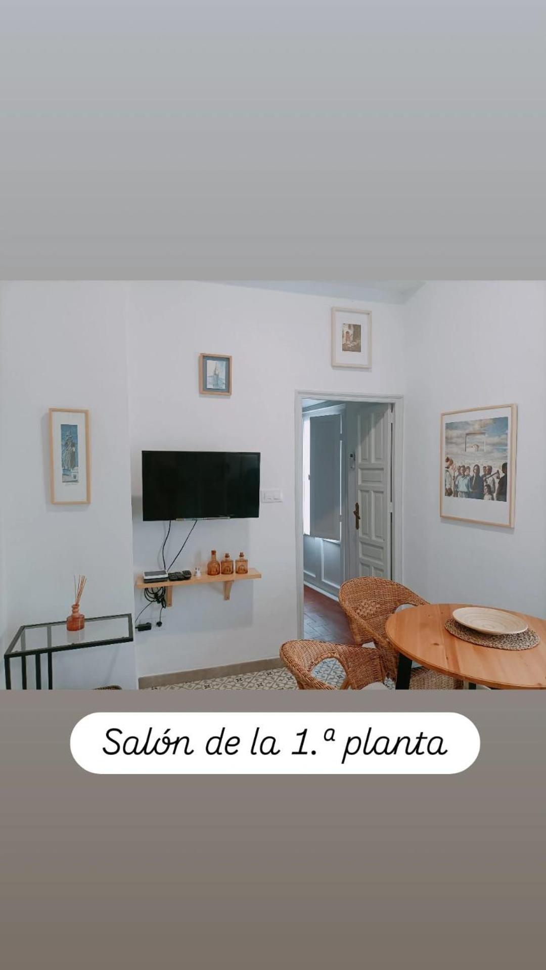 Apartamentos En La Plaza Dona Elvira, 7 Sevilla Buitenkant foto
